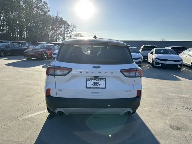 2021 Ford Escape SE