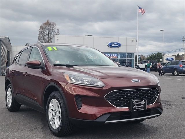 2021 Ford Escape SE