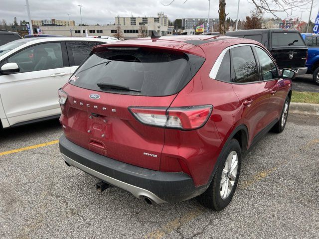 2021 Ford Escape SE