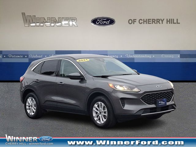 2021 Ford Escape SE