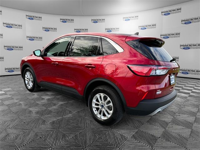 2021 Ford Escape SE