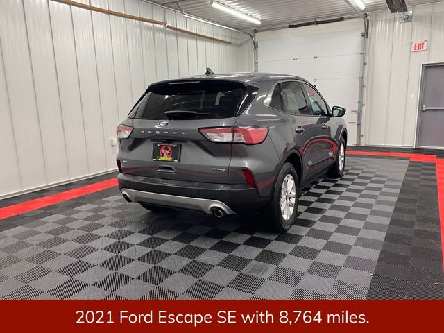 2021 Ford Escape SE