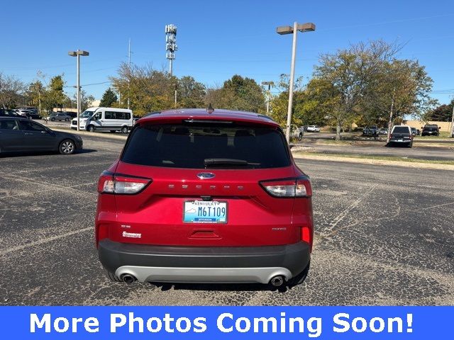 2021 Ford Escape SE