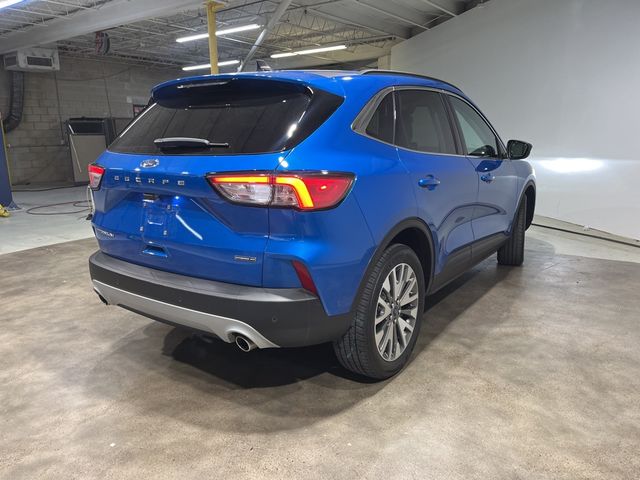 2021 Ford Escape SE