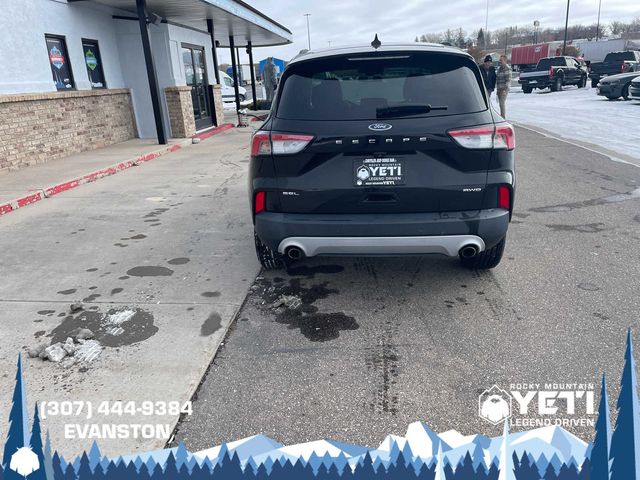 2021 Ford Escape SEL