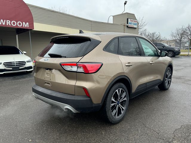 2021 Ford Escape SE