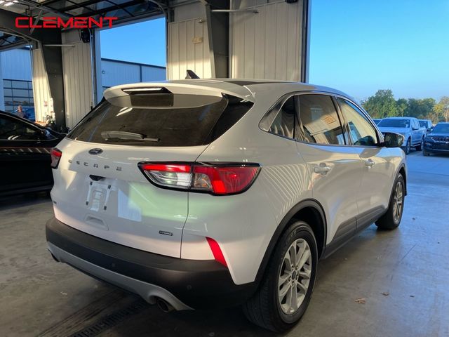 2021 Ford Escape Hybrid SE