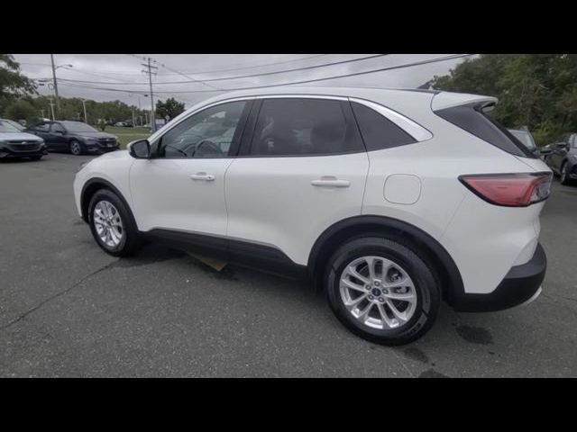 2021 Ford Escape Hybrid SE