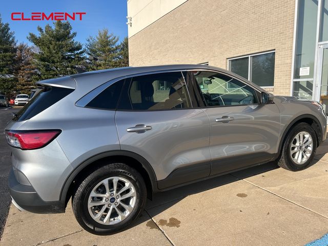 2021 Ford Escape Hybrid SE