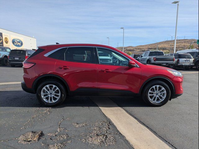 2021 Ford Escape Hybrid SE