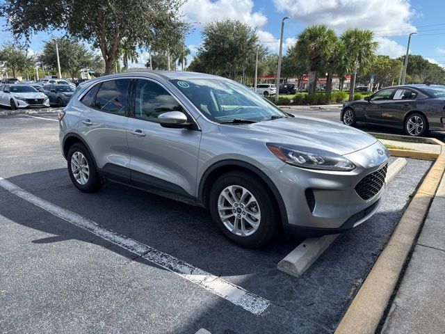 2021 Ford Escape Hybrid SE