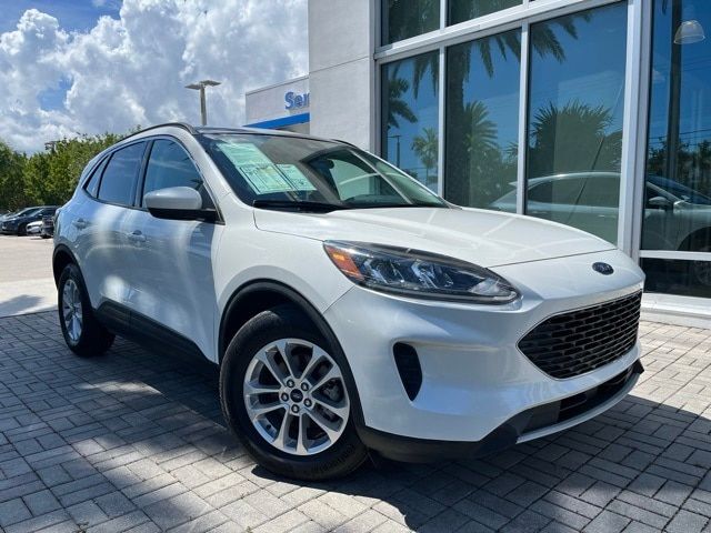 2021 Ford Escape Hybrid SE