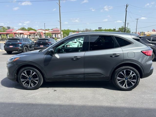 2021 Ford Escape Hybrid SE