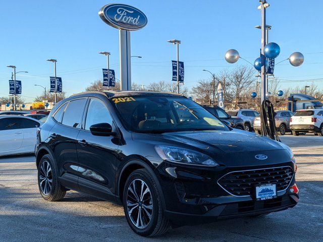 2021 Ford Escape Hybrid SE