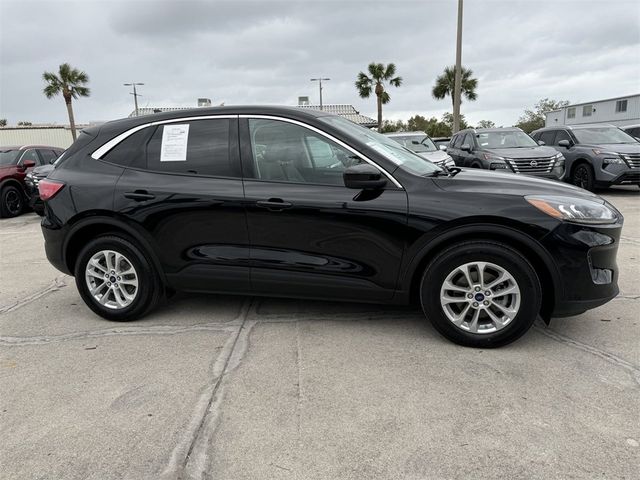 2021 Ford Escape Hybrid SE