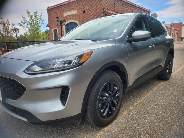 2021 Ford Escape Hybrid SE