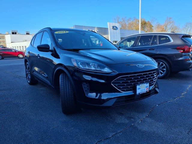 2021 Ford Escape Hybrid SE