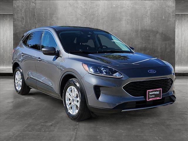 2021 Ford Escape Hybrid SE