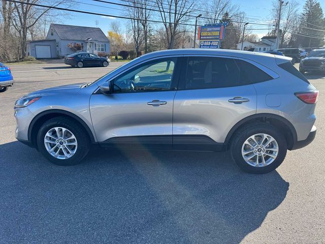 2021 Ford Escape Hybrid SE