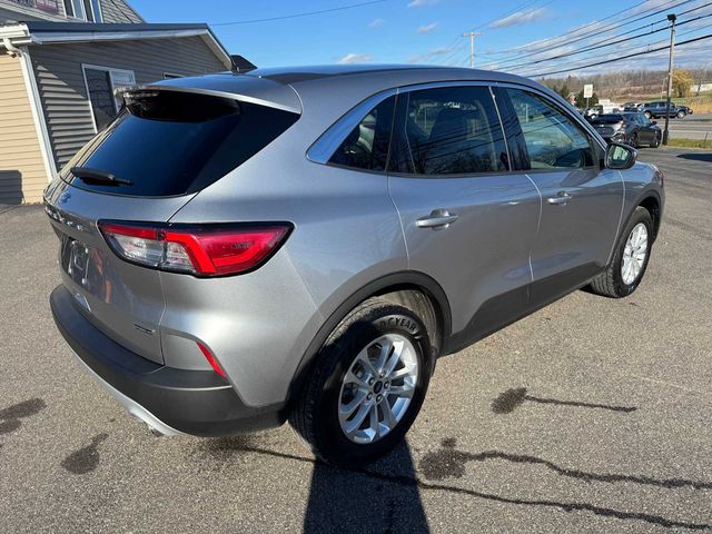 2021 Ford Escape Hybrid SE