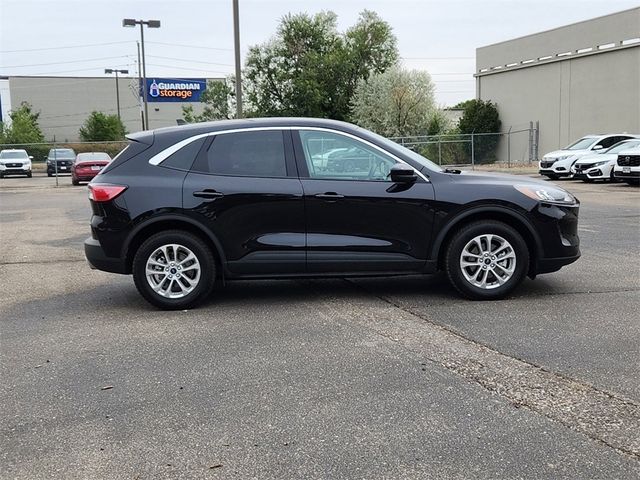 2021 Ford Escape Hybrid SE