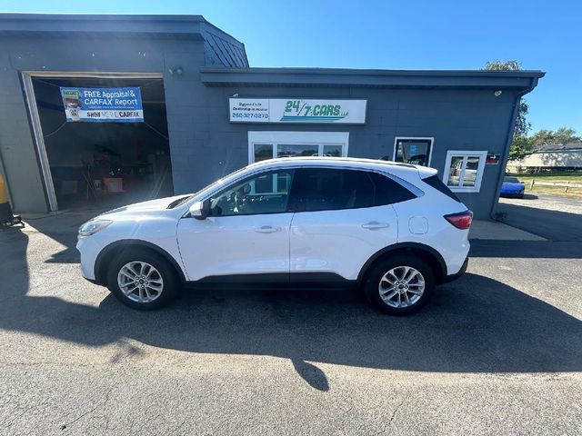 2021 Ford Escape Hybrid SE