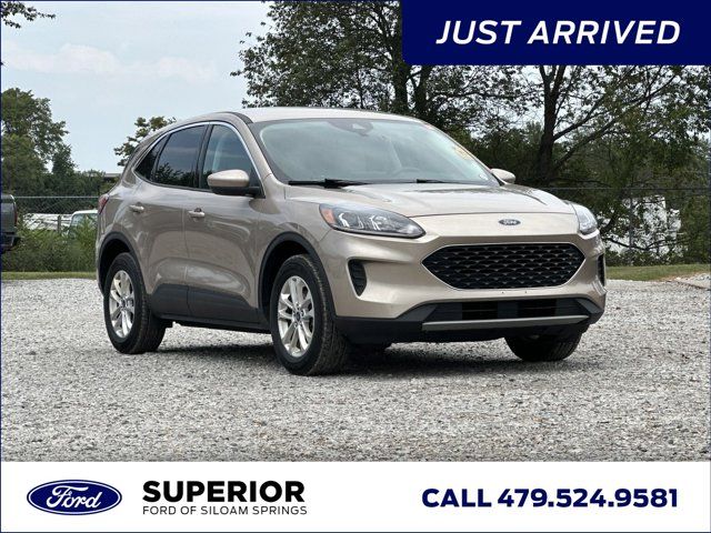 2021 Ford Escape Hybrid SE