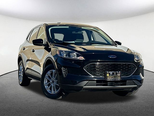 2021 Ford Escape Hybrid SE