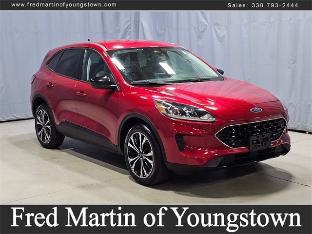 2021 Ford Escape Hybrid SE