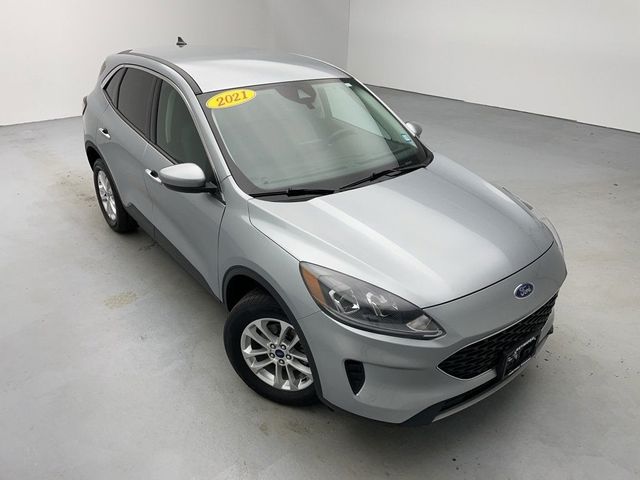 2021 Ford Escape Hybrid SE