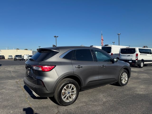 2021 Ford Escape Hybrid SE