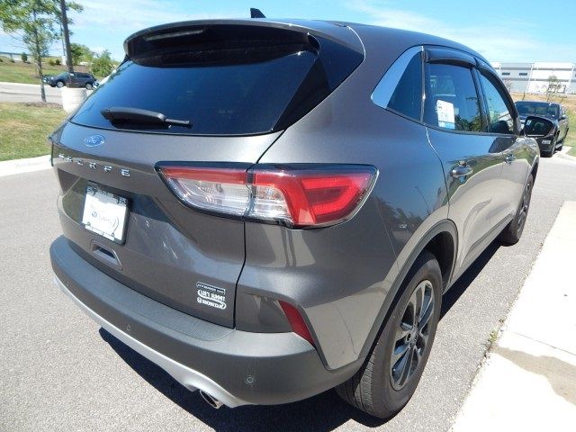 2021 Ford Escape Hybrid SE