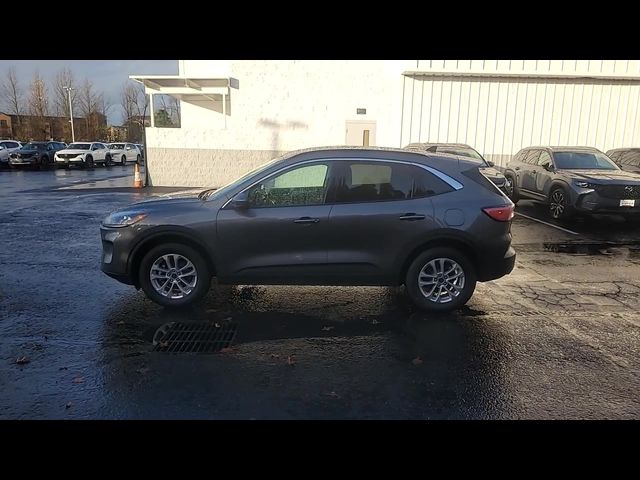 2021 Ford Escape Hybrid SE