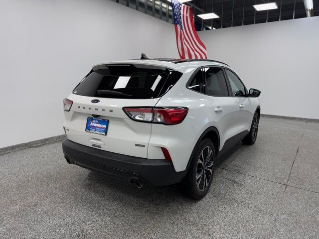 2021 Ford Escape Hybrid SE