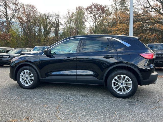 2021 Ford Escape Hybrid SE