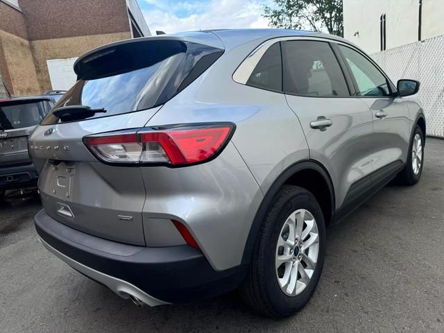 2021 Ford Escape Hybrid SE