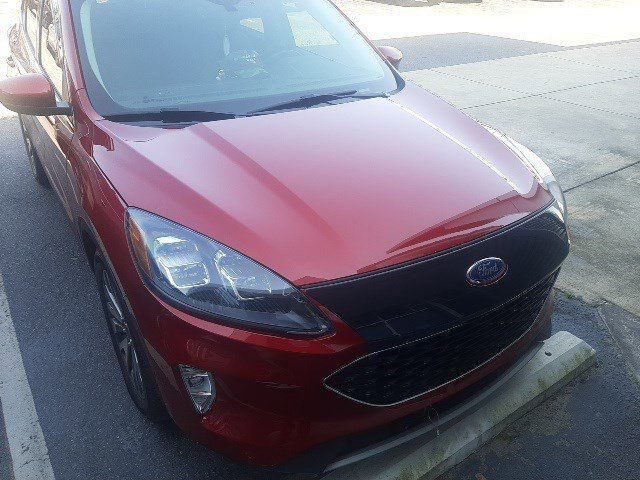 2021 Ford Escape Hybrid Titanium