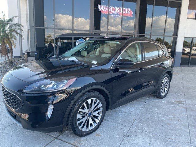 2021 Ford Escape Hybrid Titanium