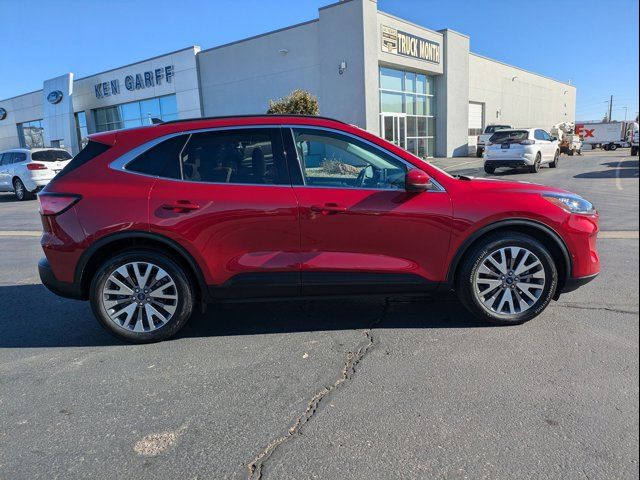 2021 Ford Escape Hybrid Titanium