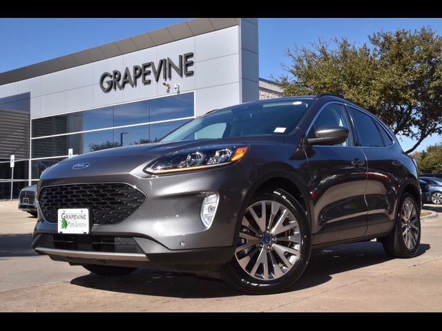 2021 Ford Escape Hybrid Titanium