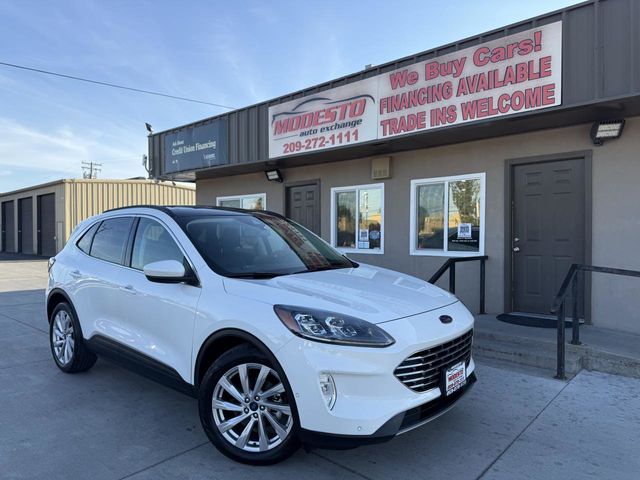 2021 Ford Escape Hybrid Titanium