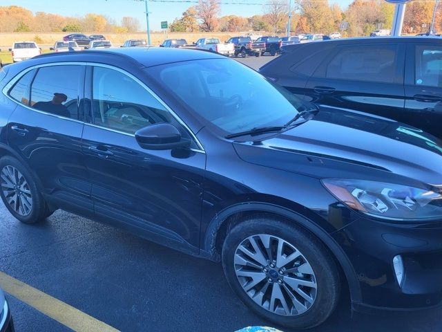 2021 Ford Escape Hybrid Titanium