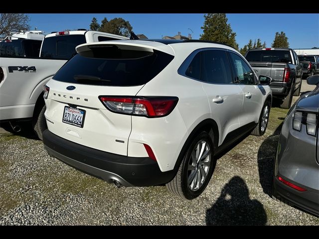 2021 Ford Escape Hybrid Titanium