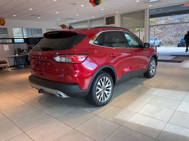 2021 Ford Escape Hybrid Titanium