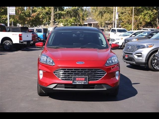 2021 Ford Escape Hybrid Titanium