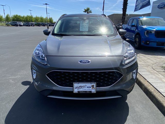 2021 Ford Escape Hybrid Titanium