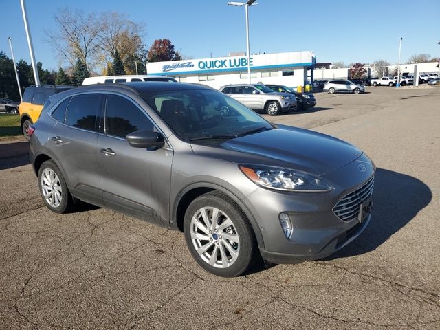 2021 Ford Escape Hybrid Titanium