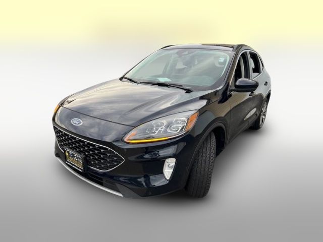 2021 Ford Escape Hybrid Titanium