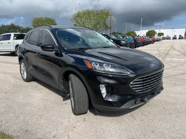 2021 Ford Escape Hybrid Titanium