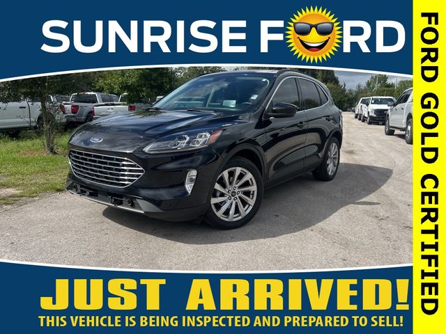 2021 Ford Escape Hybrid Titanium